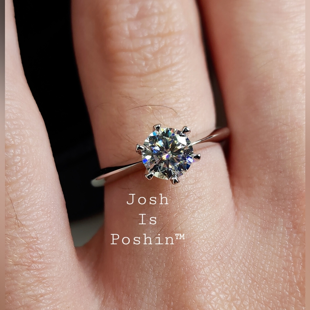 1CT. Moissanite solitaire engagement ring in sterling silver - Picture 5 of 17